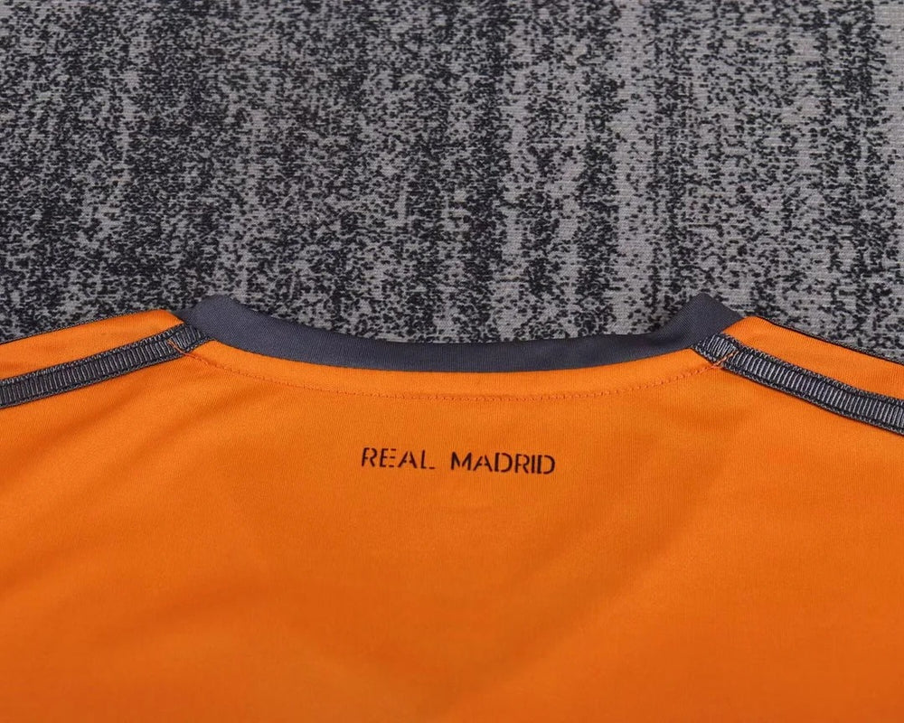 Retro Kids Real Madrid 2013-2014 second away image 4