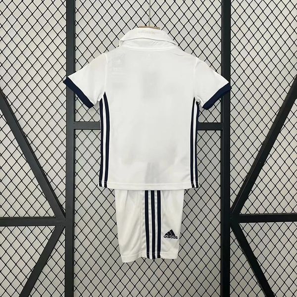 Retro Kids Real Madrid 2016-2017 home image 2
