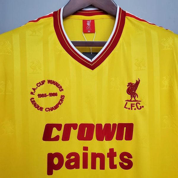 Retro Liverpool FC 1985-1986 away image 3