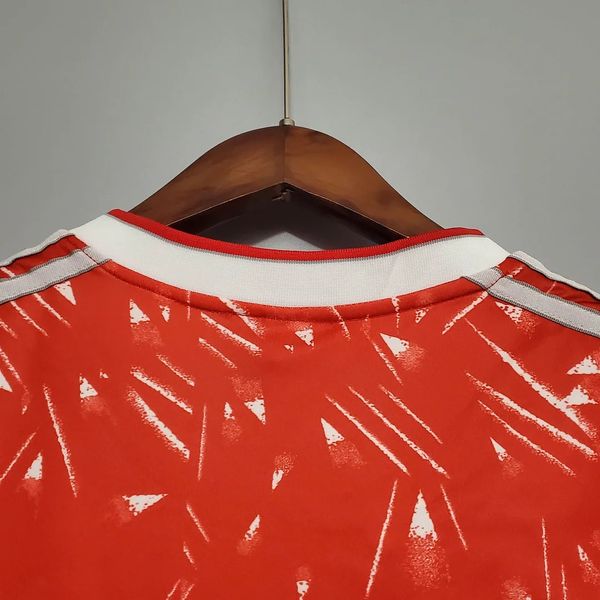 Retro Liverpool FC 1989-1991 home image 4