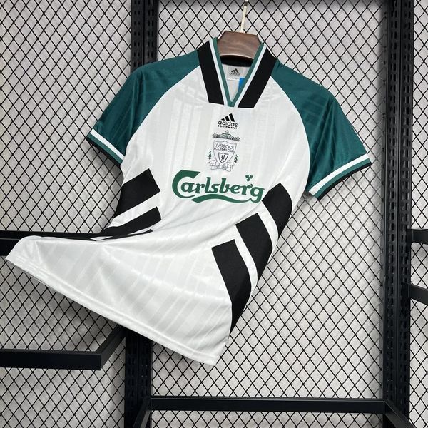 Retro Liverpool FC 1993-1995 away image 3
