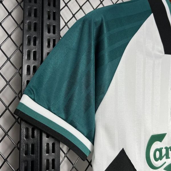 Retro Liverpool FC 1993-1995 away image 6