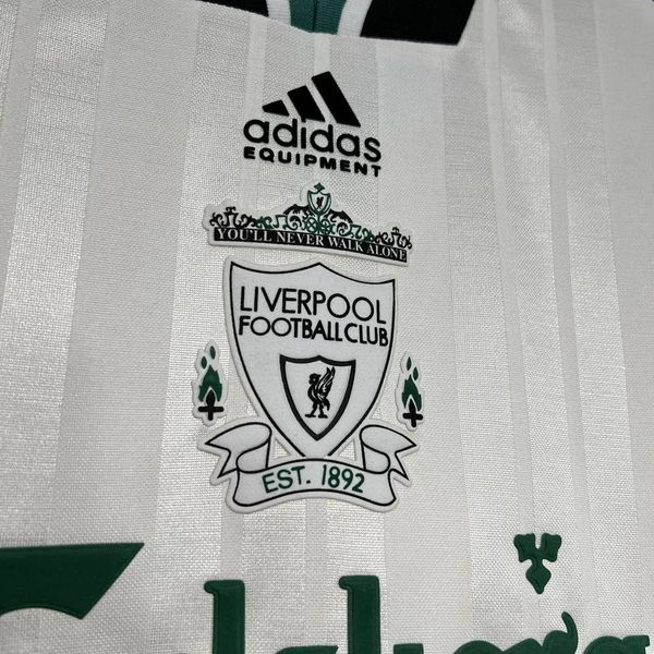 Retro Liverpool FC 1993-1995 away image 7