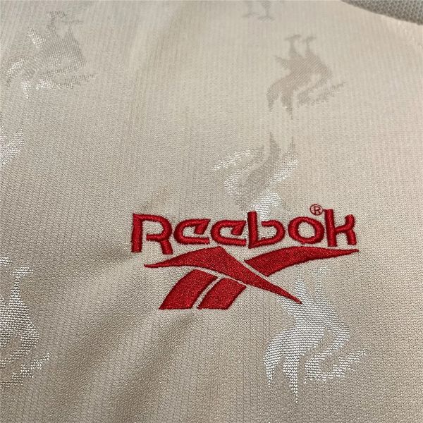 Retro Liverpool FC 1996-1997 away image 4