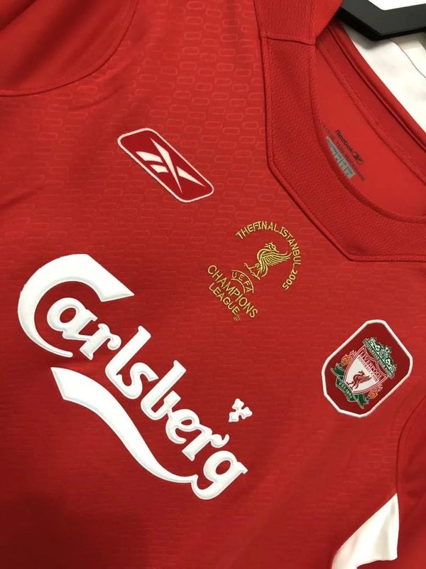 Retro Liverpool FC 2004-2005 home image 6