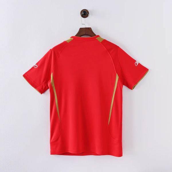 Retro Liverpool FC 2005-2006 home image 2