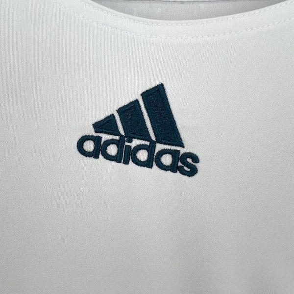 Retro Liverpool FC 2006-2007 away image 5
