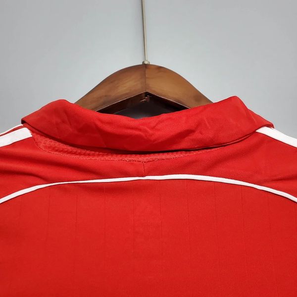 Retro Liverpool FC 2006-2007 home image 4