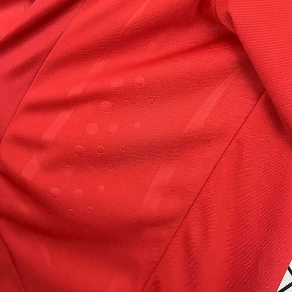 Retro Liverpool FC 2008-2009 home image 3
