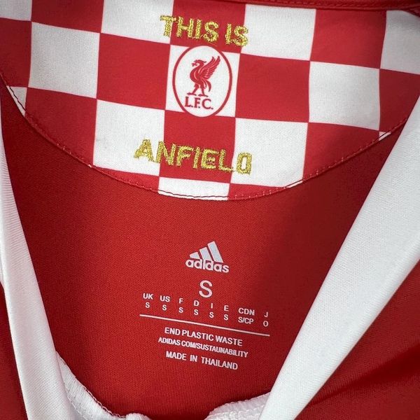 Retro Liverpool FC 2008-2009 home image 4