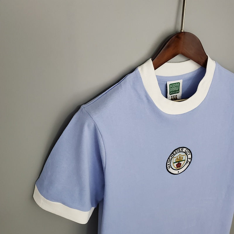 Retro Manchester City 1972 home image 6