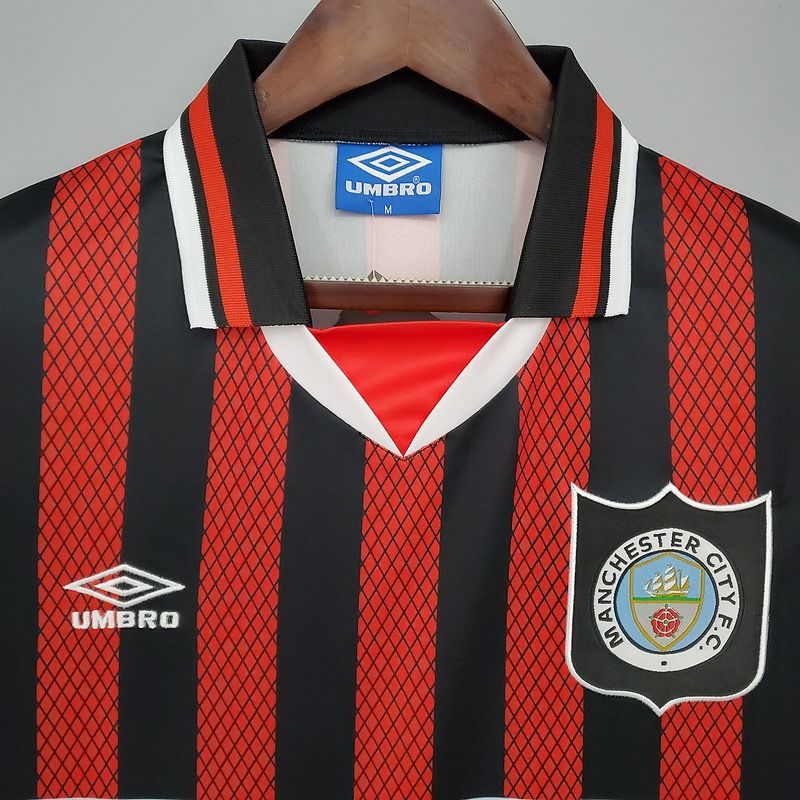 Retro Manchester City 1994-1996 away image 3