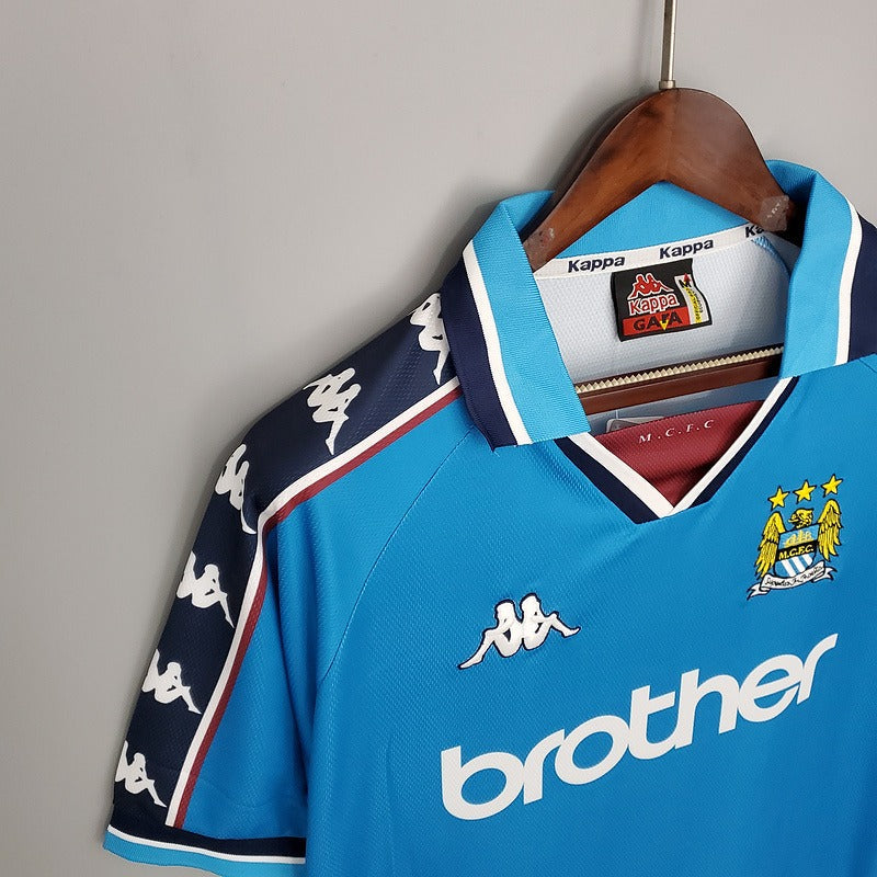 Retro Manchester City 1997-1998 home image 8