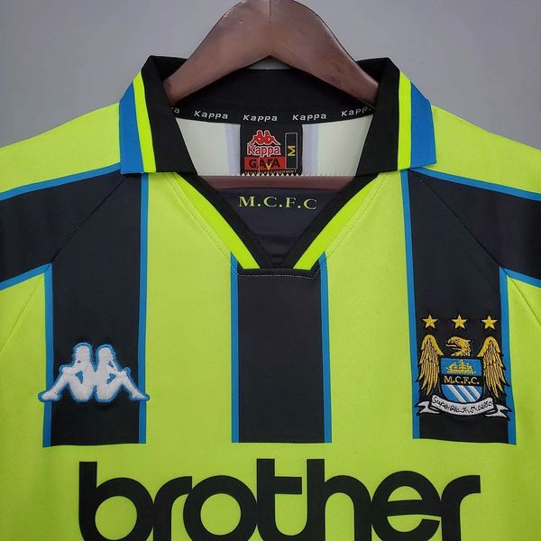 Retro Manchester City 1998-1999 away image 3