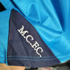 Retro Manchester City 1999-2001 home image 6