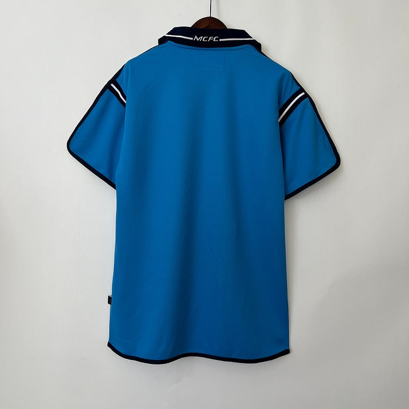 Retro Manchester City 2001-2002 home image 2