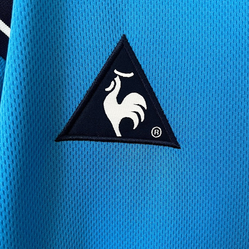 Retro Manchester City 2001-2002 home image 5