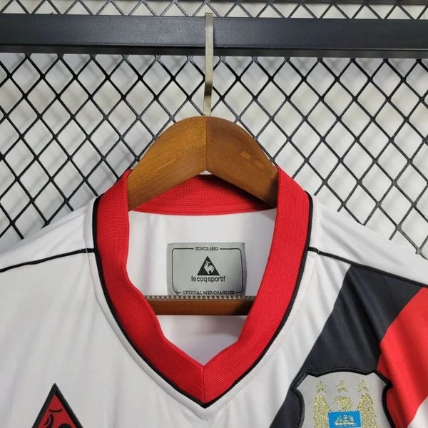 Retro Manchester City 2002-2003 away image 3