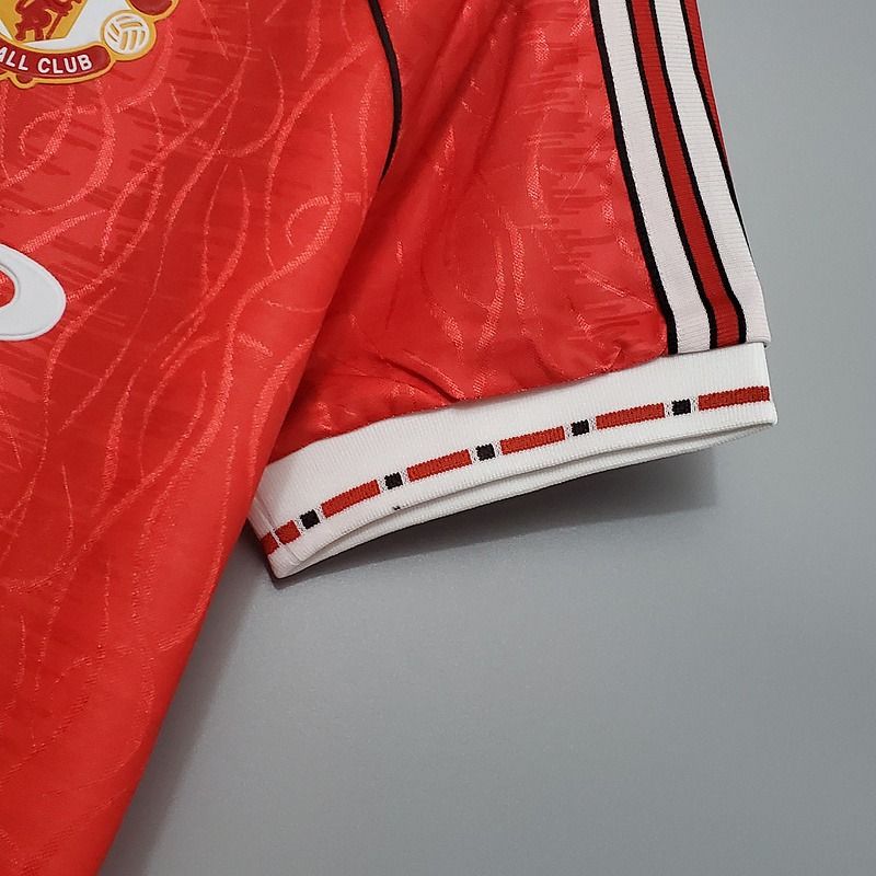 Retro Manchester United 1990-1992 home image 9