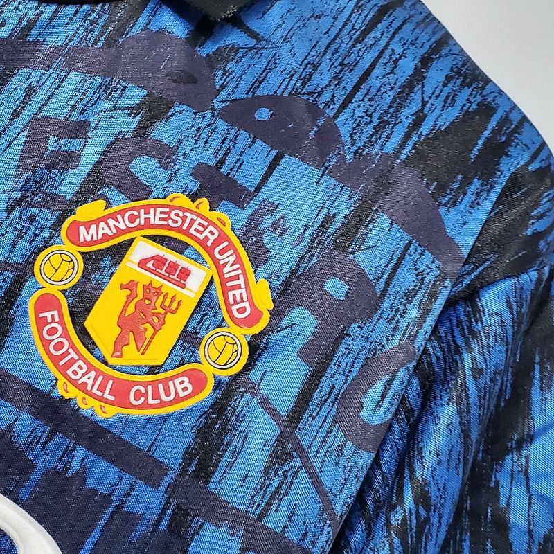 Retro Manchester United 1992-1993 away image 5