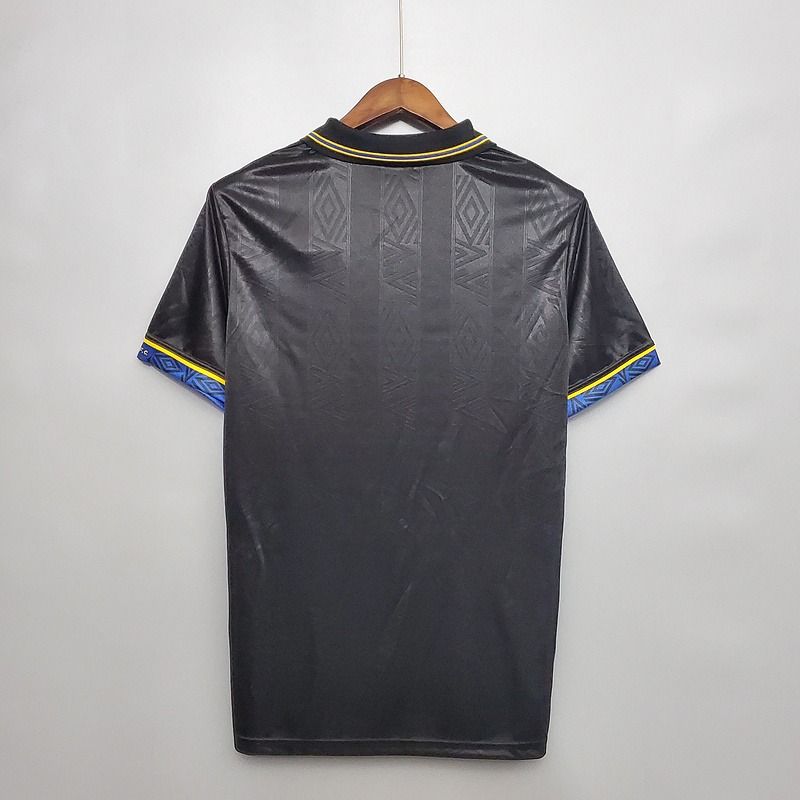 Retro Manchester United 1993-1994 away image 2