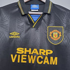 Retro Manchester United 1993-1994 away image 3