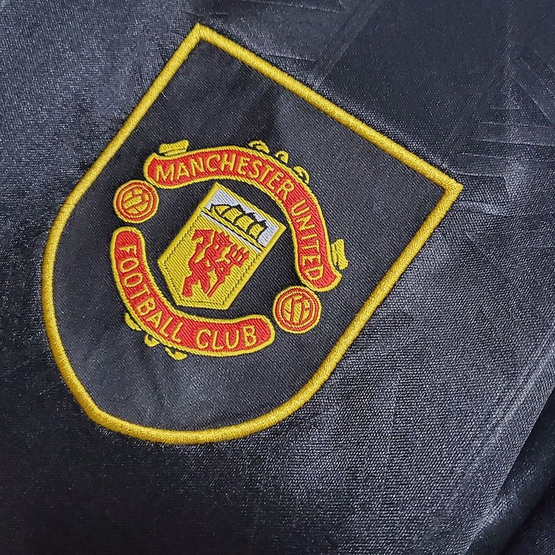 Retro Manchester United 1993-1994 away image 5