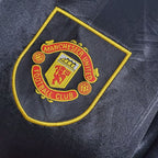 Retro Manchester United 1993-1994 away image 5