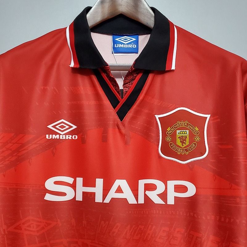 Retro Manchester United 1994-1996 home image 3