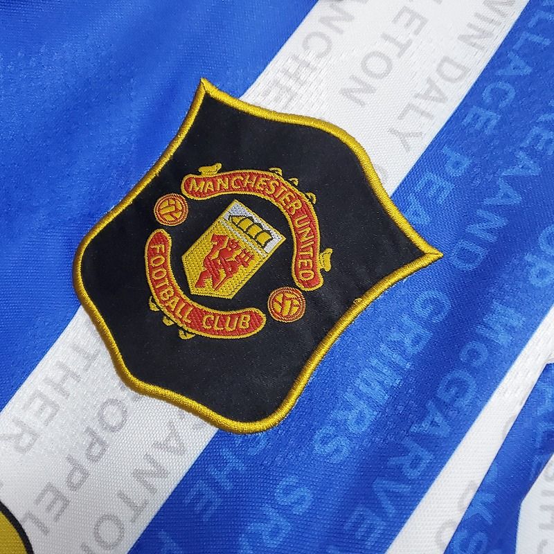 Retro Manchester United 1994-1996 second away image 6