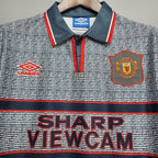 Retro Manchester United 1995-1996 away image 3