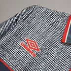 Retro Manchester United 1995-1996 away image 7