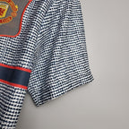 Retro Manchester United 1995-1996 away image 8