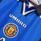 Retro Manchester United 1996-1997 second away image 6