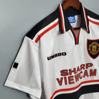 Retro Manchester United 1997-1998 away image 5