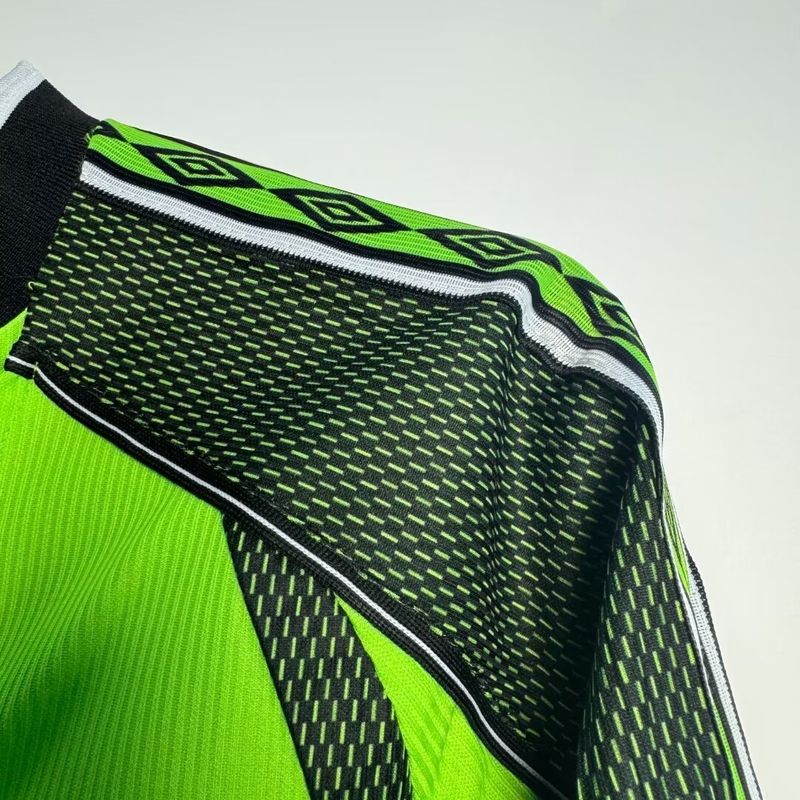 Retro Manchester United 1998-1999 Goalkeeper Long Sleeve image 5