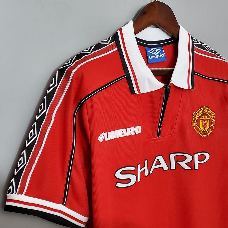 Retro Manchester United 1998-1999 home image 5
