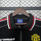 Retro Manchester United 1998-1999 third away image 3