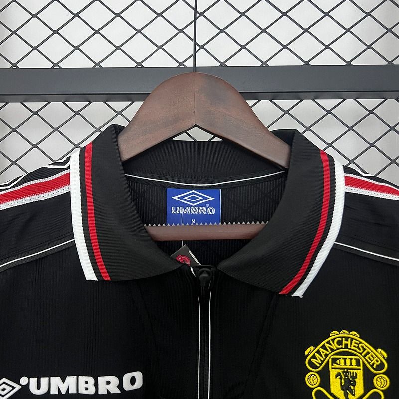 Retro Manchester United 1998-1999 third away image 3