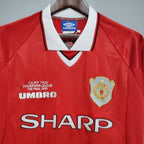 Retro Manchester United 1999-2000 home image 3