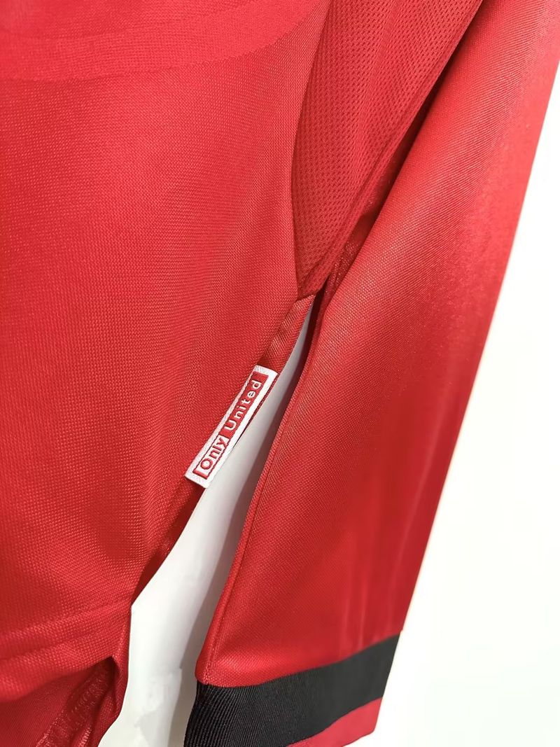 Retro Manchester United 1999-2000 home Long Sleeve image 8