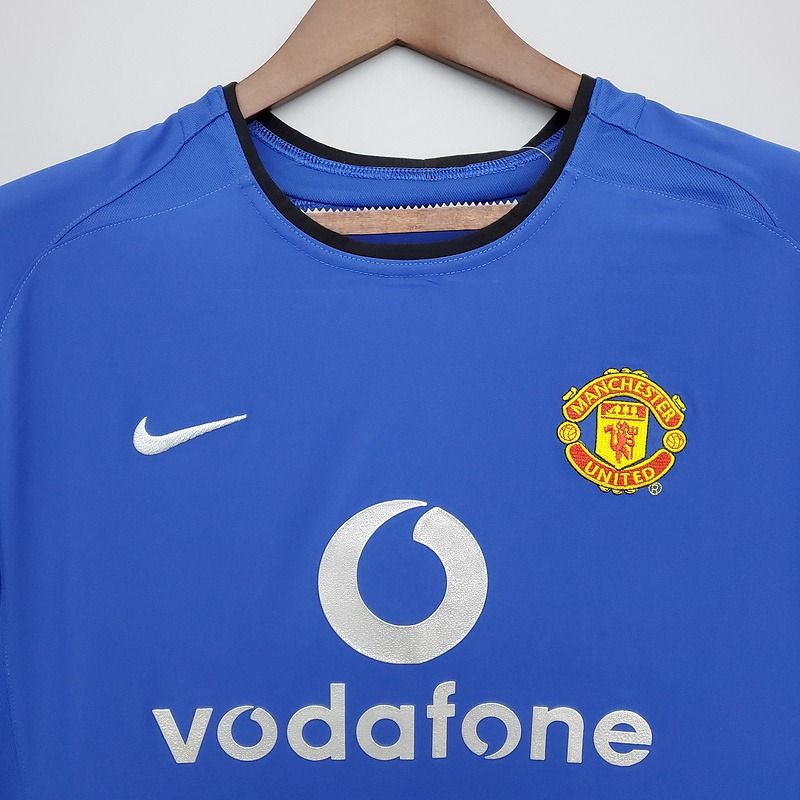 Retro Manchester United 2002-2004 away image 3