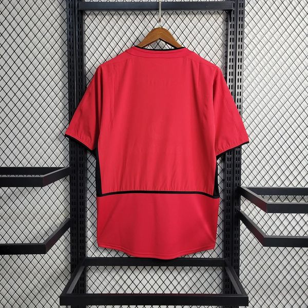 Retro Manchester United 2002-2004 home image 2
