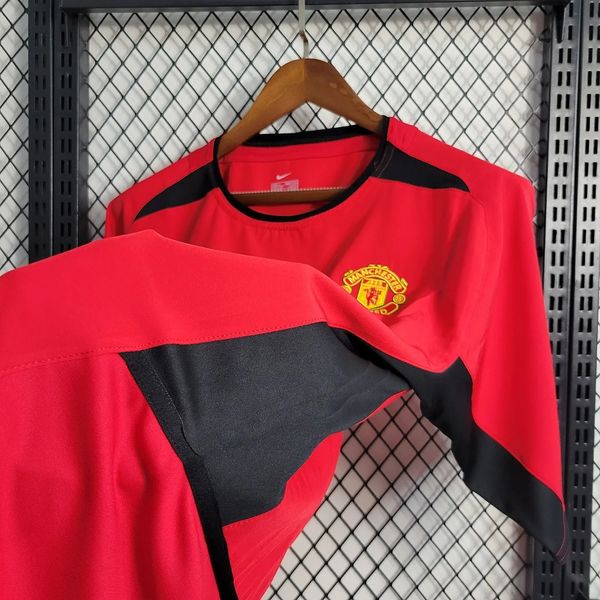 Retro Manchester United 2002-2004 home image 4