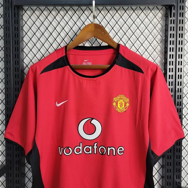 Retro Manchester United 2002-2004 home image 5
