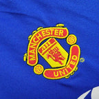 Retro Manchester United 2005-2006 away image 4