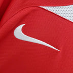 Retro Manchester United 2005-2006 home image 6