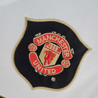 Retro Manchester United 2006-2007 away image 6