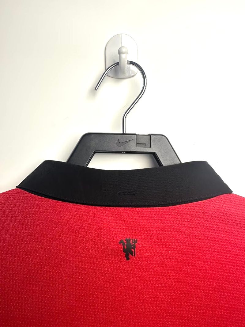 Retro Manchester United 2013-2014 home Long Sleeve image 4