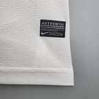 Retro Manchester United 2013-2014 white image 9